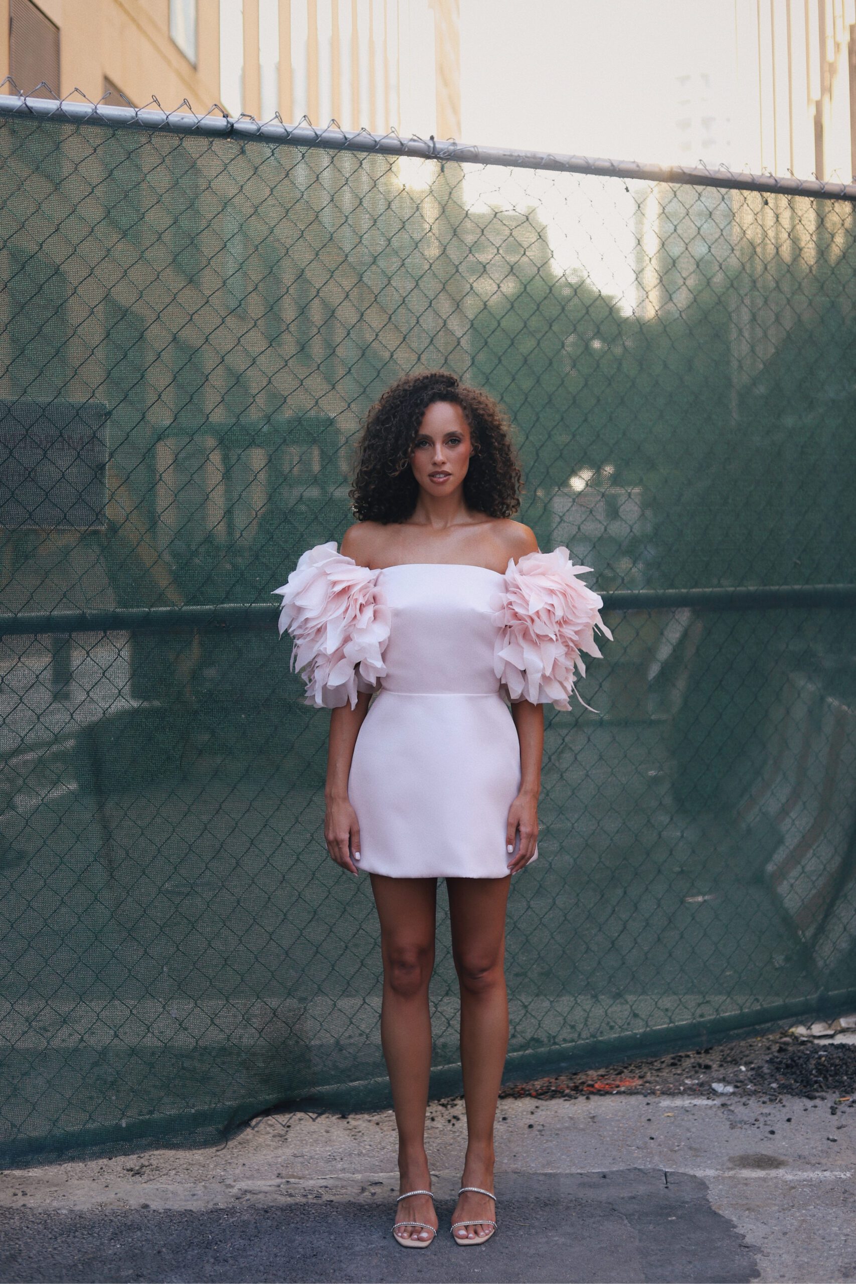 Mini dresses made of taffeta and organza